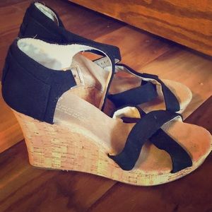 Toms wedge sandals